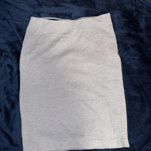 Philosophy Dresses & Skirts - Philosophy Gray Knee-Length Pencil Skirt